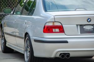 BMW M5 2003 года 